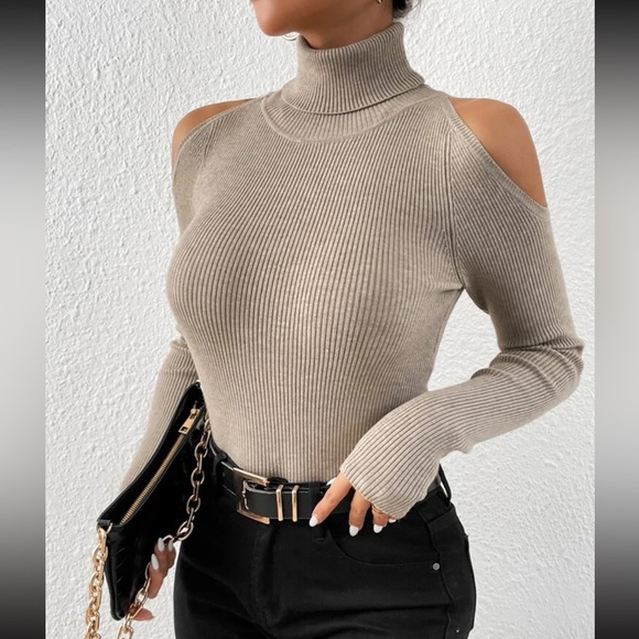 Turtleneck Cold Shoulder Sweater - Picture 6 of 10